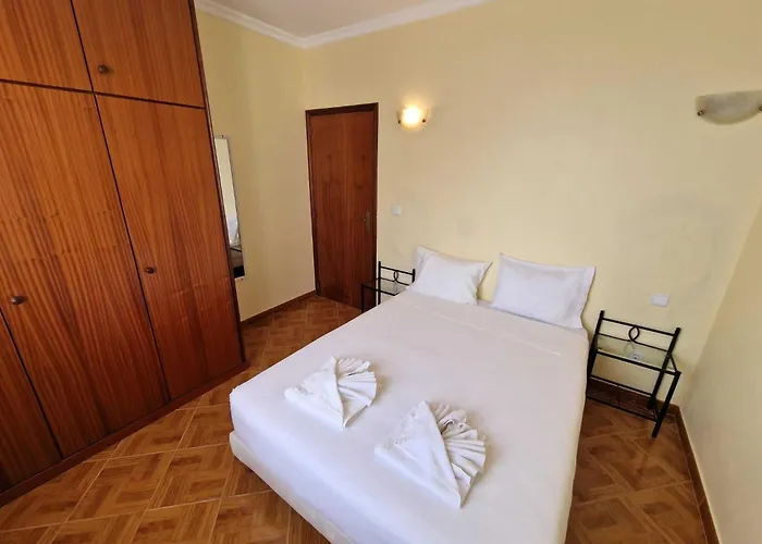 Pico Ferreira By Mth Hébergement de vacances